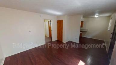 Main picture of 1712 Radio Rd