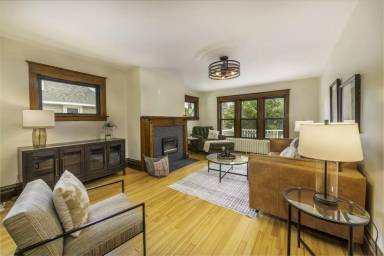 Main picture of 114 W Arch St