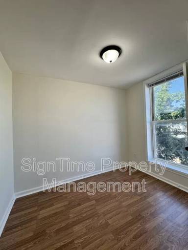 Main picture of 40 N Conococheague St