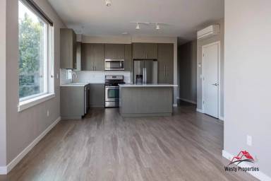 Main picture of 85 N Going St