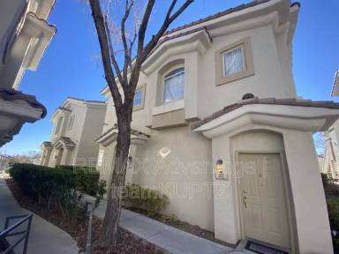 Main picture of 10011 Crimson Palisades Pl