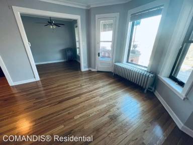 Main picture of 4506 N Maplewood Ave