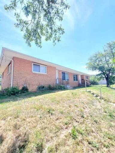 Main picture of 170 S Wayne Ave