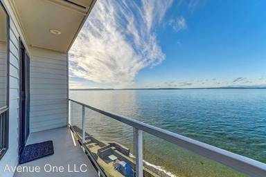 Main picture of 4021 Beach Dr SW