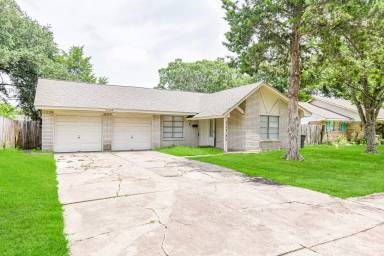 Main picture of 10319 Ney St