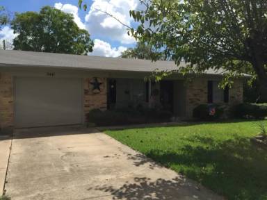 Main picture of 3411 Highmeadow Ln