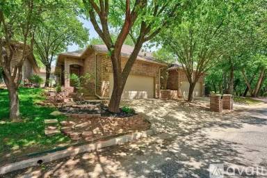 Main picture of 1709 Tenbears Rd