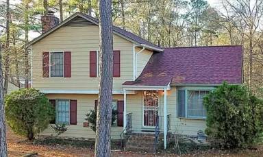 Main picture of 700 Deter Rd
