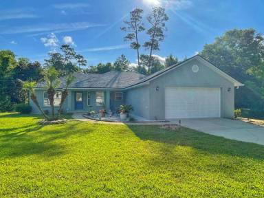 Main picture of 932 Delcie Dr