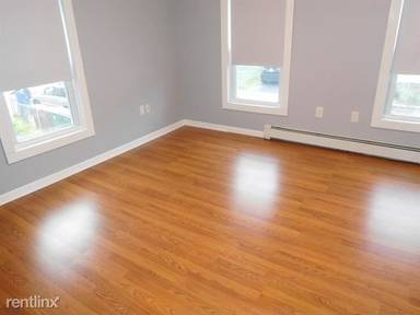 Main picture of 372 Lincoln St