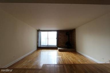 Main picture of 1220 N La Salle Dr