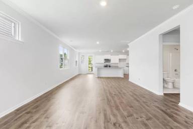 Main picture of 407 Oak View Way