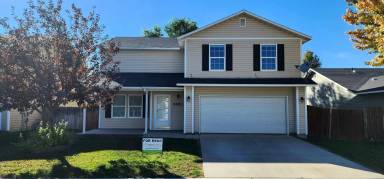 Main picture of 2683 N Kristy Ave