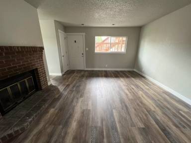 Main picture of 4051 Garden Ct