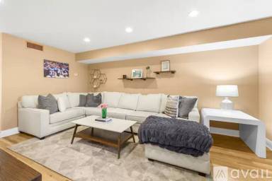 Main picture of 510 Basswood Ave