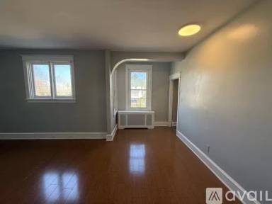 Main picture of 1338 Markley St