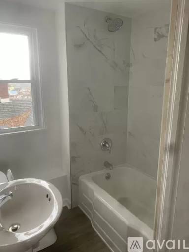 Main picture of 119 Lowell St