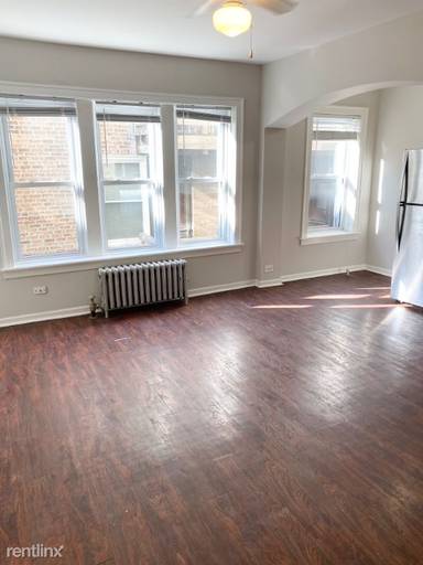 Main picture of 1429 W Lunt Ave
