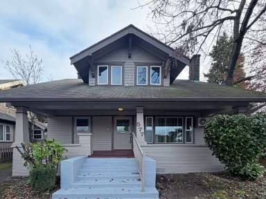 Main picture of 577 Madison St
