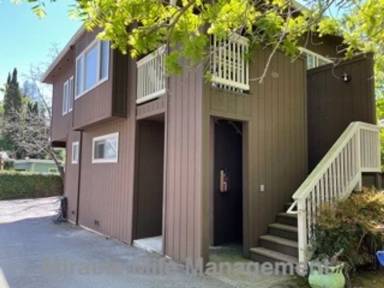 Main picture of 624 E Saint 624 St