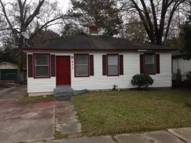 Main picture of 937 Huron St