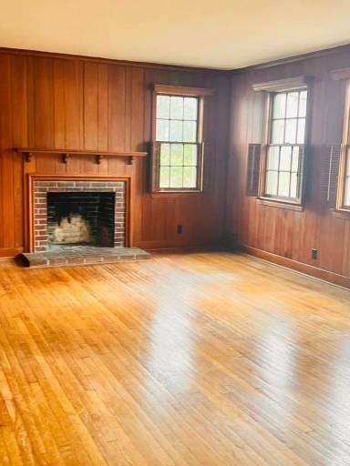 Main picture of 101 Southwood Dr