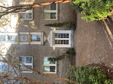 Main picture of 940 Gates Ave