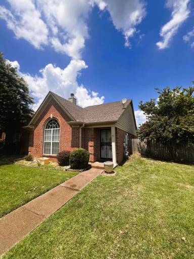 Main picture of 6900 Wrigley Dr