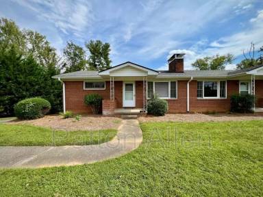 Main picture of 114 Arco Rd