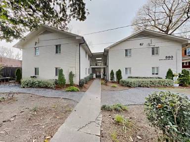 Main picture of 880 N Highland