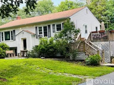 Main picture of 87 Chases Pond Rd