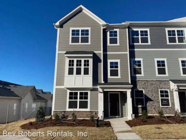 Main picture of 1011 Belloak Way