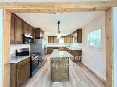 Main picture of 1804 Andrew Ave