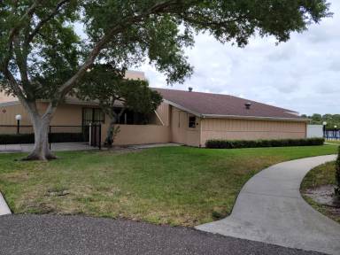 Main picture of 1 Windrush Blvd Apartments