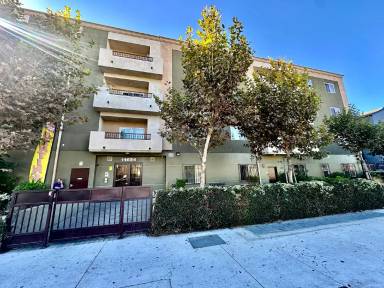 Main picture of 14654 Nordhoff St