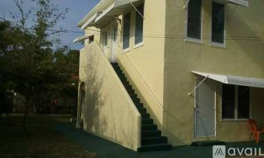 Main picture of 1700 N Ocean Breeze