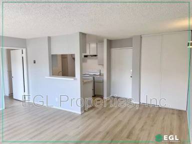 Main picture of 400 S Kingsley Dr Apartments