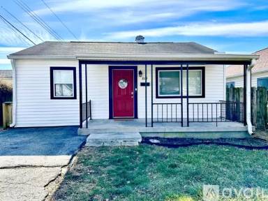 Main picture of 813 E Gimber St