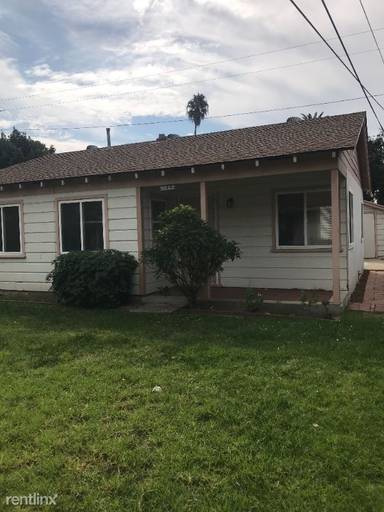 Main picture of 134 W 3rd St