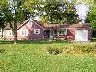 Main picture of 4332 W Water St