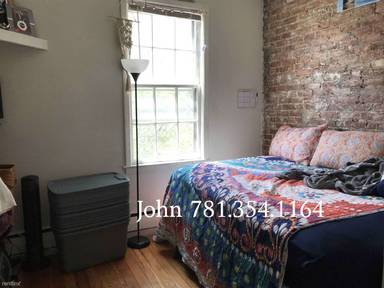 Main picture of 28 S Huntington Ave