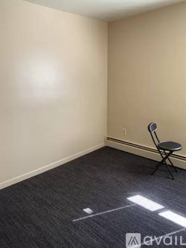 Main picture of 58 River St