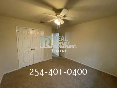 Main picture of 6532 Crystal Ct