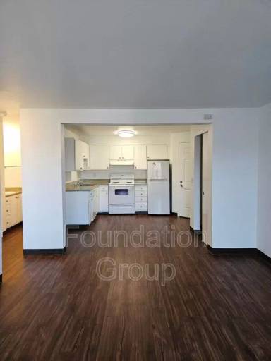 Main picture of Hill House Apartments