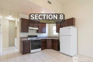 Main picture of 1450 N Soto St