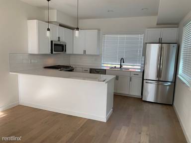 Main picture of 5240A - D Brooklyn Ave NE