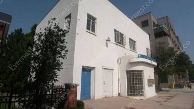 Main picture of 135 Mathews Street