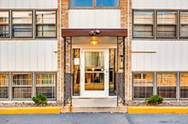 Main picture of 6737 Humboldt Ave N