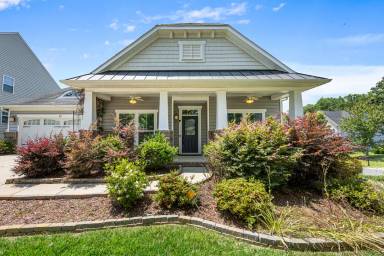 Main picture of 4006 Fall Oak Ter