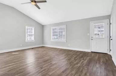 Main picture of 981 Moreland Dr SE